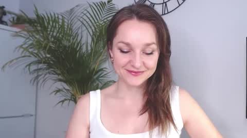 Alicia online show from February 2025 08:02:02 AM