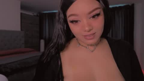 Snapshot of aliciawonderland__ chatting on February 2025 03:49:01 PM aliciawonderland__ online show from February 2025 03:49:01 PM