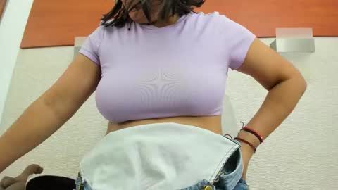 Snapshot of alicie_green chatting on January 2026 02:16:01 AM im tutti online show from January 2026 02:16:01 AM