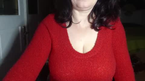 Alidue online show from December 2024 10:22:01 PM