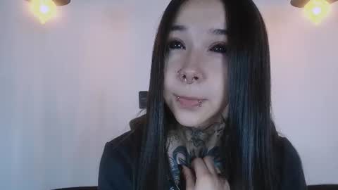 Snapshot of alien_eyes09 chatting on June 2026 11:19:01 AM online show from June 2026 11:19:01 AM