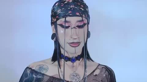     online show from June 2026 10:58:02 PM