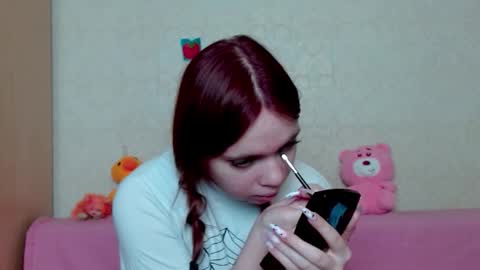 Snapshot of aliiice_stone chatting on March 2026 07:19:01 PM Alice online show from March 2026 07:19:01 PM