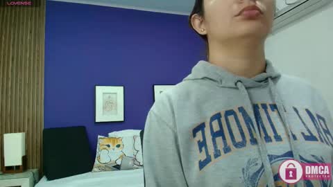 Snapshot of alina_martinelli chatting on February 2025 12:14:02 PM Alina online show from February 2025 12:14:02 PM