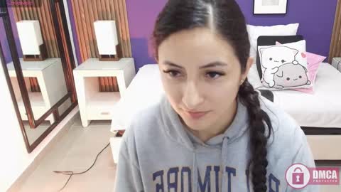 Snapshot of alina_martinelli chatting on February 2025 11:50:02 AM Alina online show from February 2025 11:50:02 AM