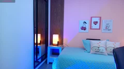 Snapshot of alina_martinelli chatting on November 2025 11:47:01 AM Alina online show from November 2025 11:47:01 AM