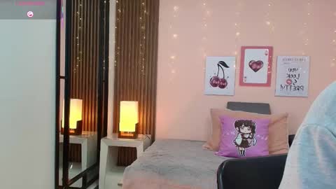 Snapshot of alina_martinelli chatting on February 2026 11:28:01 AM Alina online show from February 2026 11:28:01 AM