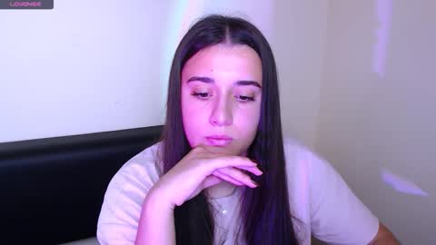 Alina online show from October 2025 07:55:02 AM