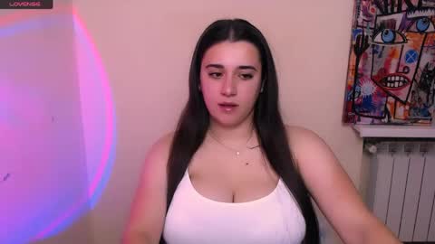 Snapshot of alinaasti_ chatting on May 2026 07:15:02 AM Alina online show from May 2026 07:15:02 AM