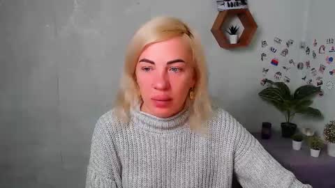 Alina online show from October 2025 04:00:02 AM