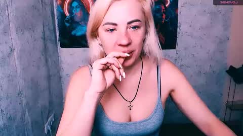 Snapshot of alinafrey_ chatting on January 2026 05:35:02 AM Alina online show from January 2026 05:35:02 AM