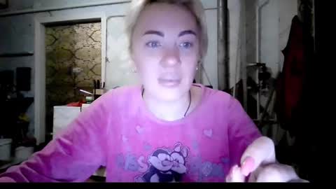 Snapshot of alinafrey_ chatting on February 2026 02:38:02 AM Alina online show from February 2026 02:38:02 AM