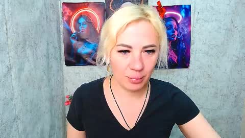 Snapshot of alinafrey_ chatting on March 2026 06:03:01 AM Alina online show from March 2026 06:03:01 AM