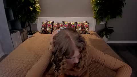 Alina online show from November 2025 08:54:02 PM