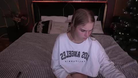 Alina online show from January 2026 05:37:01 PM