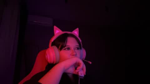 Alina online show from April 2026 07:58:02 PM