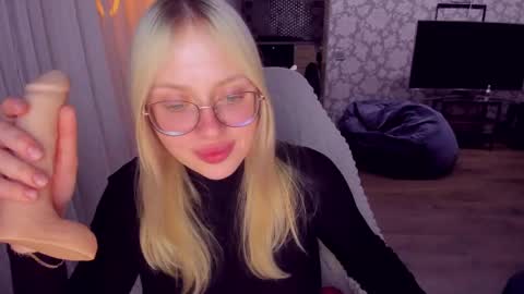 alinaocean online show from June 2026 09:27:01 PM