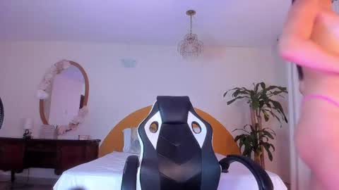 AlinaSimmons online show from June 2026 01:08:02 AM
