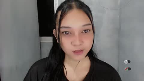 Shanti xhey online show from October 2025 06:14:02 PM