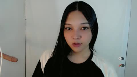 Snapshot of alisa_kiss_ chatting on April 2026 07:42:01 AM Shanti xhey online show from April 2026 07:42:01 AM