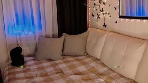 Alice online show from February 2026 02:01:02 AM