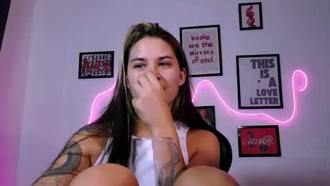 Snapshot of alisarossy chatting on June 2026 09:57:02 PM Alisa online show from June 2026 09:57:02 PM