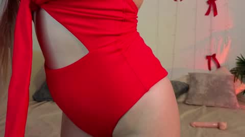 Snapshot of alisha_g chatting on May 2026 09:05:02 PM July online show from May 2026 09:05:02 PM