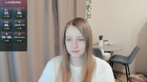 Alya online show from November 2025 07:01:02 PM