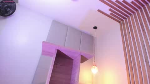           online show from March 2025 03:53:01 PM