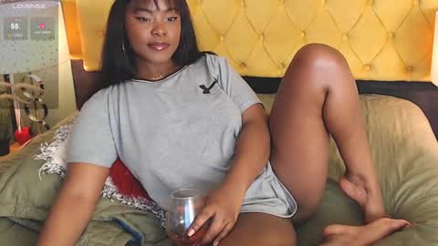 Luna online show from January 2025 12:09:01 AM