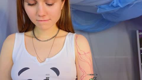 Alisia online show from January 2025 01:45:02 PM