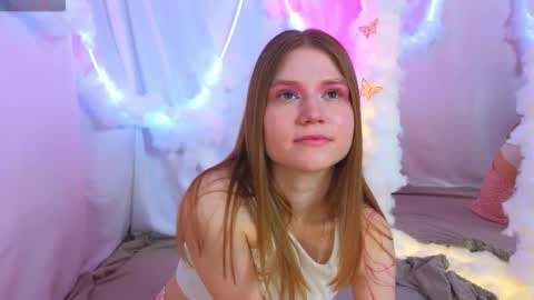 Alisia online show from September 2025 10:48:02 AM