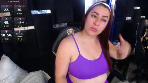 Snapshot of alison_marr chatting on May 2026 07:34:02 PM alison_marr online show from May 2026 07:34:02 PM
