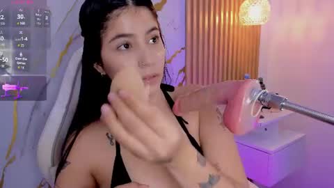 Snapshot of alissaowens_ chatting on June 2026 10:19:02 AM Alissa owens online show from June 2026 10:19:02 AM
