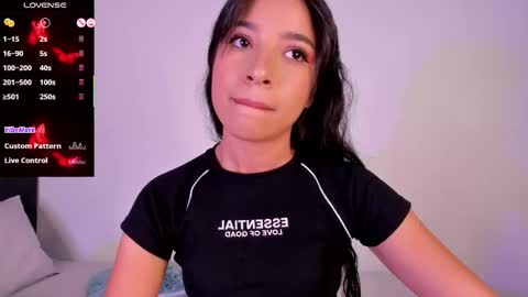 Mara  Isabel online show from September 2025 08:32:02 PM