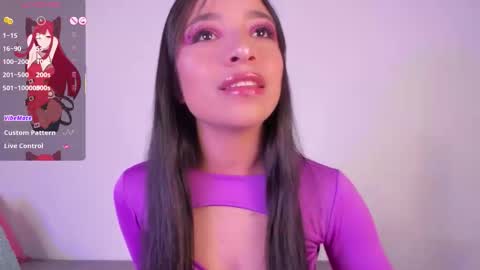 Mara  Isabel online show from October 2025 11:37:01 PM