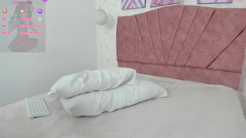 Alisse online show from April 2026 01:39:01 PM