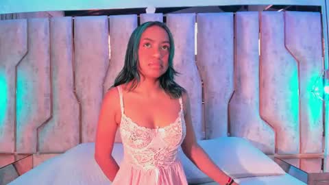 Snapshot of alisse_myers chatting on July 2026 03:15:02 AM alisse_myers online show from July 2026 03:15:02 AM