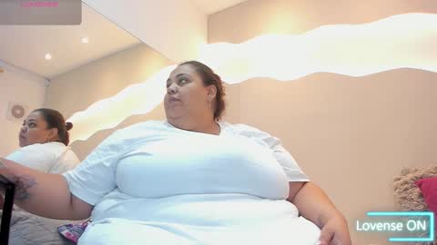 Alisson online show from October 2025 11:31:01 AM