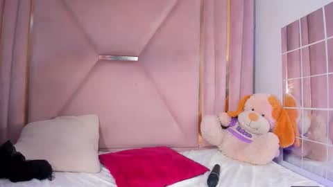 AlissonRobertsh online show from November 2025 04:17:02 PM