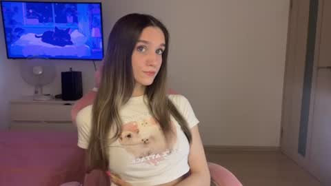 Snapshot of alisssa_s chatting on June 2026 06:41:01 PM Alise online show from June 2026 06:41:01 PM