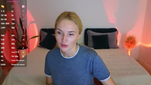 alisssarose online show from October 2025 03:54:01 PM