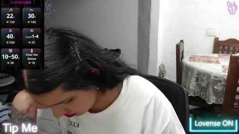 Snapshot of alix_beltran chatting on April 2026 11:24:01 PM Alix online show from April 2026 11:24:01 PM