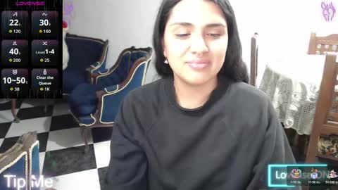 Snapshot of alix_beltran chatting on April 2026 03:33:02 AM Alix online show from April 2026 03:33:02 AM
