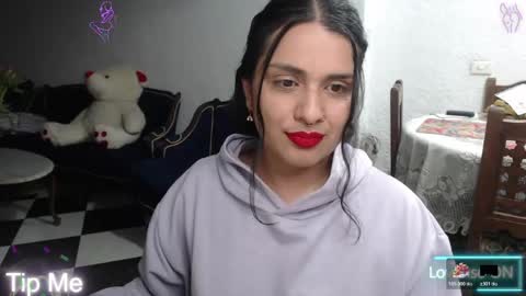 Snapshot of alix_beltran chatting on June 2026 02:35:02 AM Alix online show from June 2026 02:35:02 AM