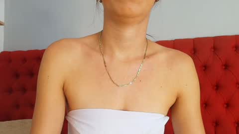 Snapshot of alix_rada chatting on May 2026 07:10:02 PM Ali online show from May 2026 07:10:02 PM