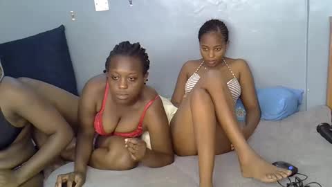 aliyah001 online show from October 2025 12:22:02 PM