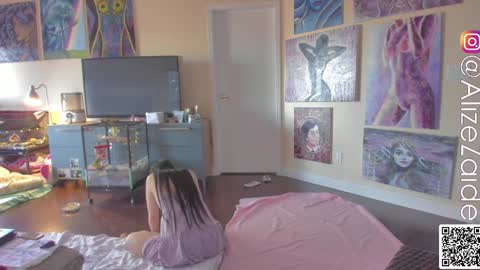 Alize Zaide online show from January 2025 06:33:02 PM