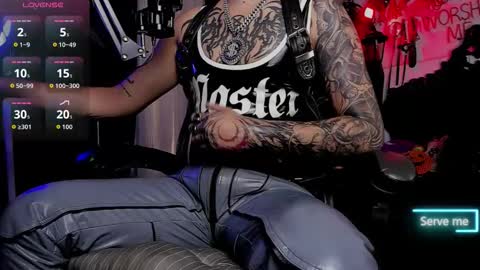   online show from November 2025 07:05:02 PM