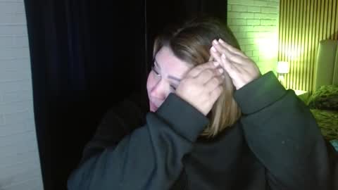 Ale online show from February 2025 11:01:02 PM